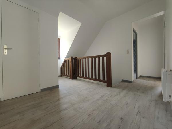 A 20 MN DE GISORS, MAISON DE MAITRE RENOVEE AVEC SOUS TOTAL DE 160 M² HAB SUR 2000 M² DE TERRAIN CLOS AU CALM Gisors (27140)