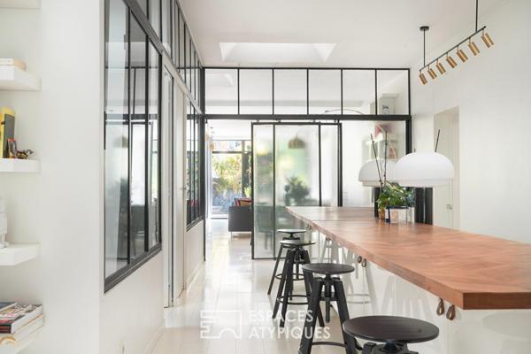 Maison-loft avec piscine intérieure et jardin