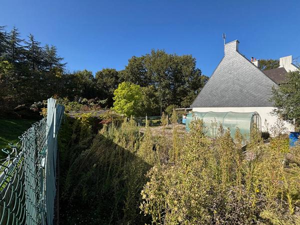 CARQUEFOU Terrain constructible d'environ 525 m²