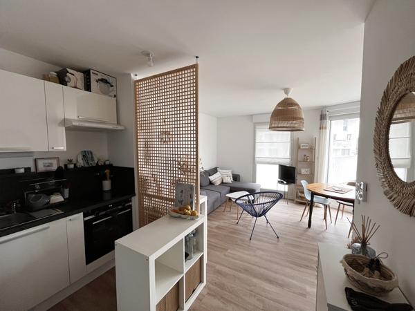 Appartement
                                                                                                                                                                                                                                                                                                                        2 pièce(s)                                                                                                                                                                                                          1 chambre(s)                                                                                                                                                                                                          40  m²