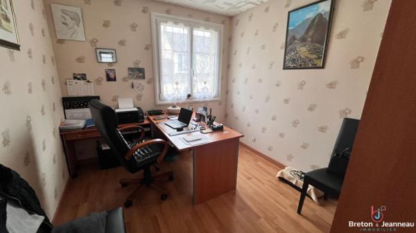 Maison située à 5 mn de LAVAL