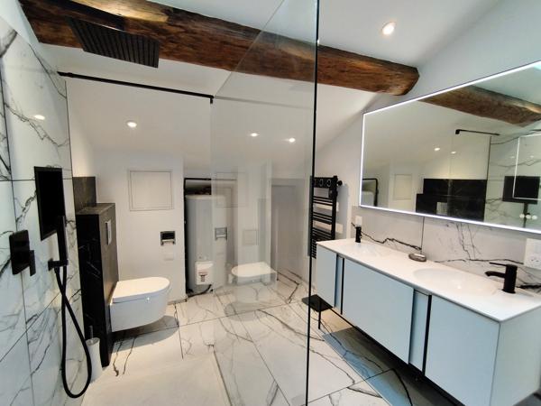 Appartement
         4 pièces
        - 122 m² Exclusivité 340 000 € *