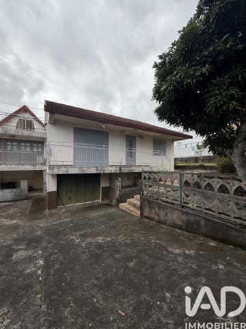 Maison à vendre 9 pièces 288 m² Le Tampon