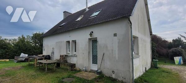 LANVEOC - En campagne proche du centre-bourg - Maison traditionnelle à rafraîchir composée d'un...