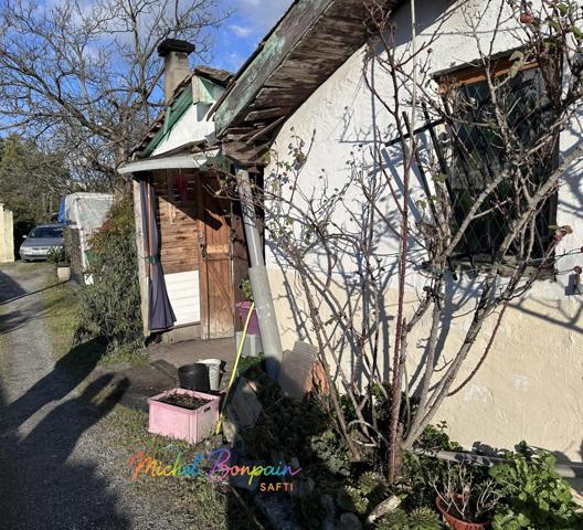 Maison à rénover intégralement ou à détruire