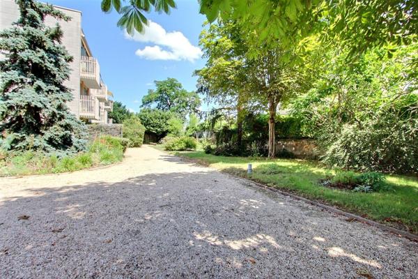 Appartement Asnières Sur Seine 2 pièce(s) 53.46 m2 avec jardin de 90m²