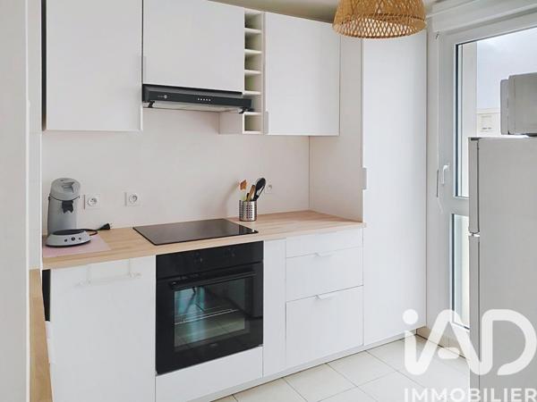 Location appartement 3 pièces 59 m² Tours