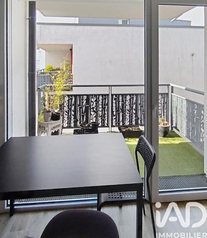 Location appartement 3 pièces 59 m² Tours