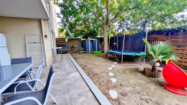 ISTRES | T3 en REZ-DE-JARDIN avec EXTERIEUR DE 76 m² et 2 STATIONNEMENTS