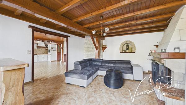 Mazeray, Maison 140m² vie de plain pied , 4 chambres et terrasse