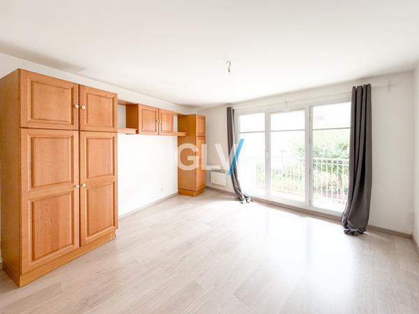 Studio Porte de Paris - Balcon - possibilité parking , Lille