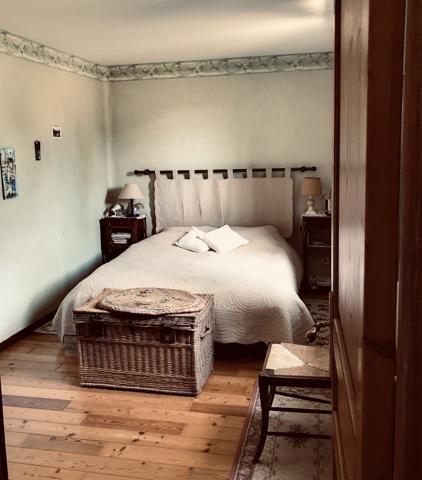 Anet (28260) Viager 2 têtes (H/F 80 ans) occupé Maison 240m2 + dépendance et terrain constructible