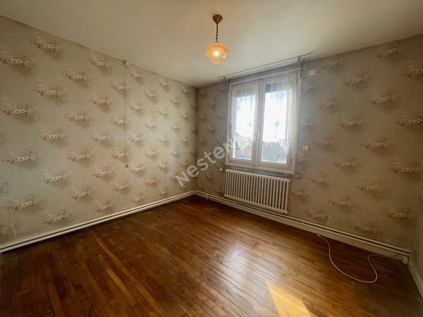 Maison de 5 pieces a Ploermel (56800)