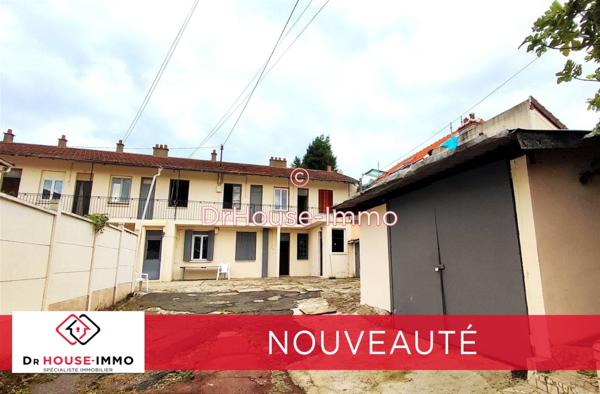 Immeuble à vendre 14 pièces de 160 m²
