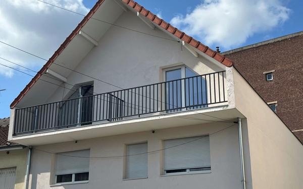 Immeuble à vendre    13 pièces • 190 m2 Le Bourget