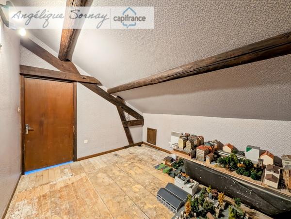 Maison 3 niveaux – 161 m² habitables – fort potentiel de rénovation