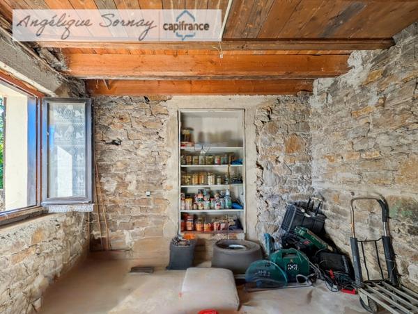 Maison 3 niveaux – 161 m² habitables – fort potentiel de rénovation