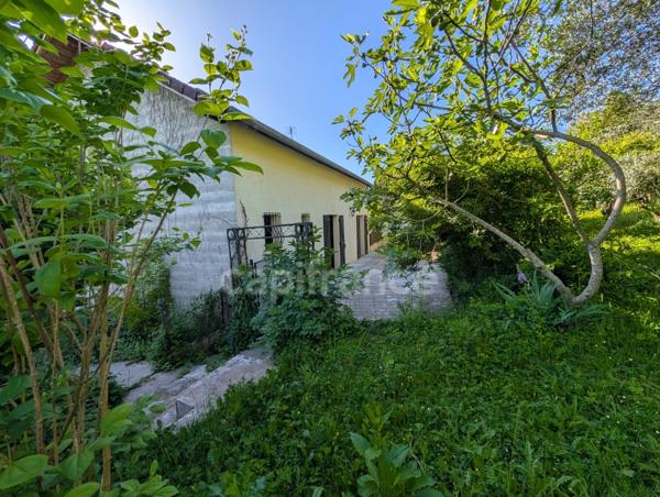 Maison 3 niveaux – 161 m² habitables – fort potentiel de rénovation