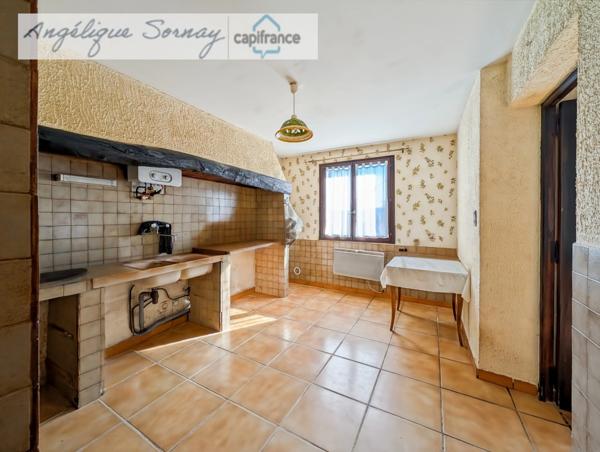 Maison 3 niveaux – 161 m² habitables – fort potentiel de rénovation