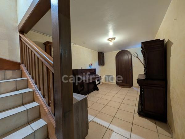 Maison 3 niveaux – 161 m² habitables – fort potentiel de rénovation