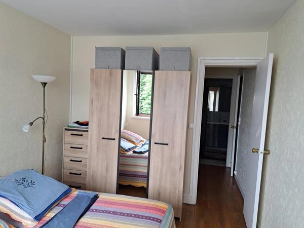 Vente                                                      Appartement
                        
                     3 pièces                      63 m2                     à Charleville-Mézières