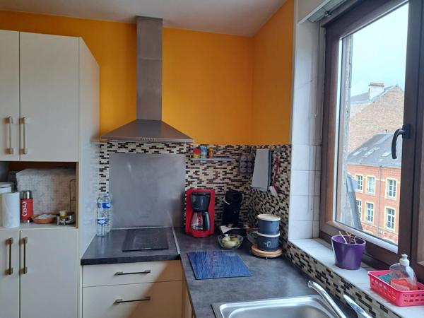 Vente                                                      Appartement
                        
                     3 pièces                      63 m2                     à Charleville-Mézières