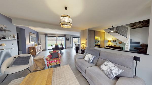 Maison familiale à vendre à Chanteau - Haute Prestations modernes et confort optimal