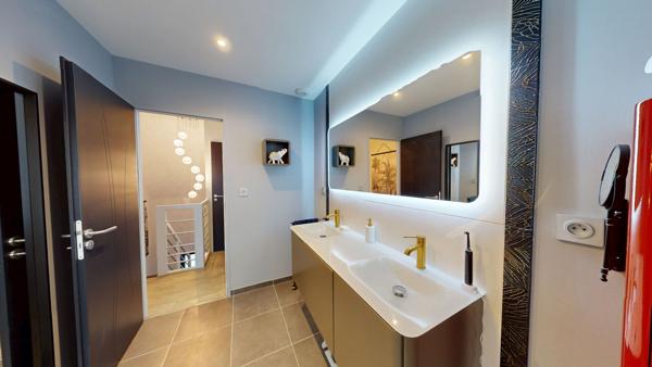 Maison familiale à vendre à Chanteau - Haute Prestations modernes et confort optimal