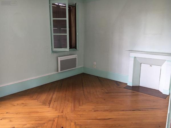 Maison à louer à Montfort-sur-Risle dans l'Eure (27290), ref : 27074-7