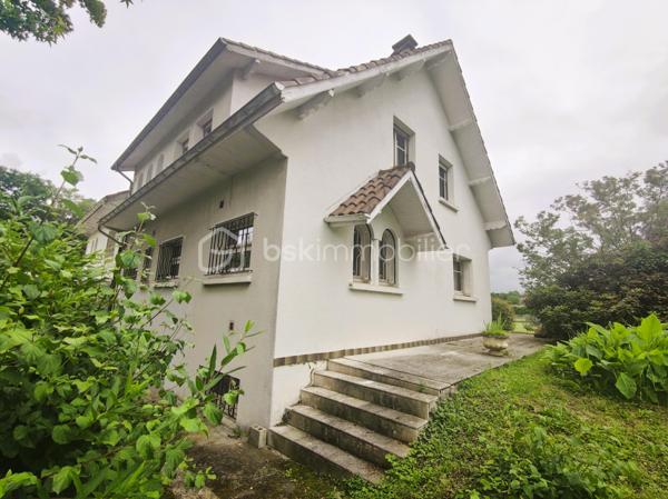 Maison d architecte de 244 m²