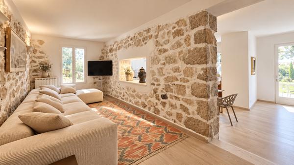 Villa 6 pièces de 294 m² à Roquebrune-Cap-Martin vue mer avec piscine