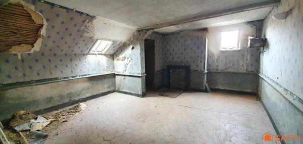 VIMOUTIERS CENTRE MAISON DE MAITRE A RENOVER