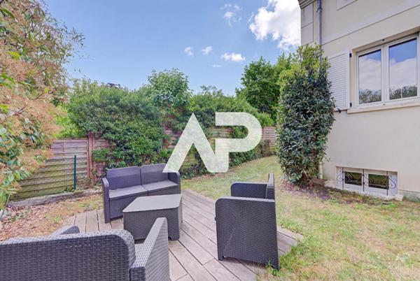 Maison Rueil Malmaison 7 pièce(s) 160 m2 €1 250 000 ** - Référence 19837