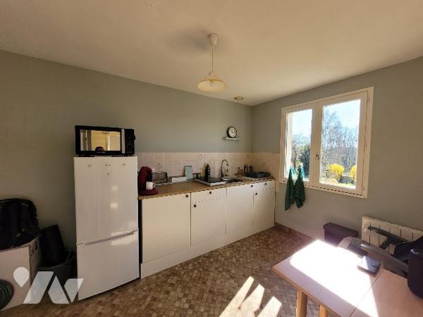 PAVILLON DEUX CHAMBRES GARAGE JARDIN