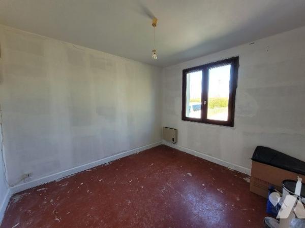 PAVILLON DEUX CHAMBRES GARAGE JARDIN