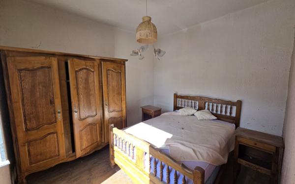 Maison à vendre    5 pièces • 80 m2 Le Bleymard