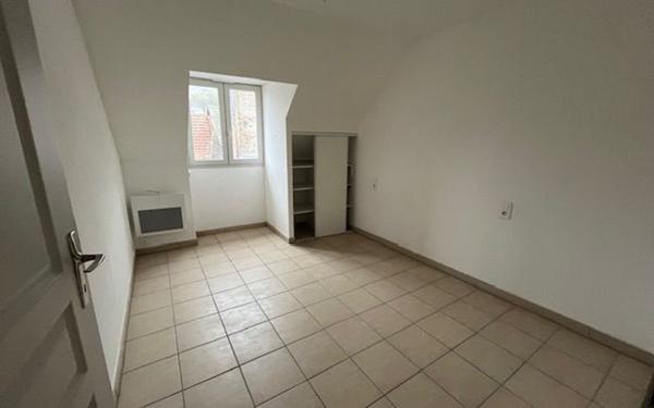 Appartement à louer    2 pièces • 31,61 m2 Marcillac-Vallon