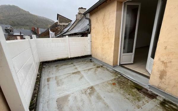 Appartement à louer    2 pièces • 31,61 m2 Marcillac-Vallon