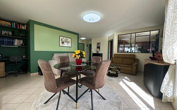 Appartement à vendre    4 pièces • 94 m2 Corbeil-Essonnes