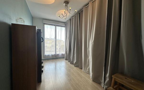 Appartement à vendre    4 pièces • 94 m2 Corbeil-Essonnes
