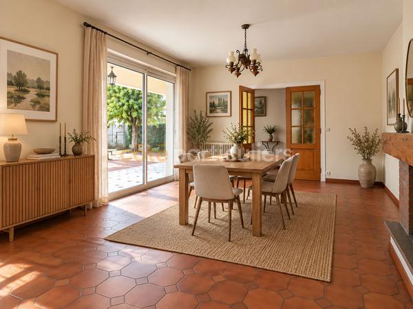 Vente
                Maison115 m² - 5 Pièces -
                    LES BILLAUX (33500)