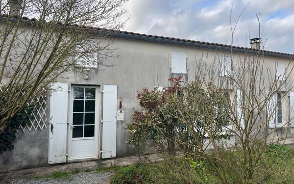 Maison à vendre    3 pièces •  Cozes
