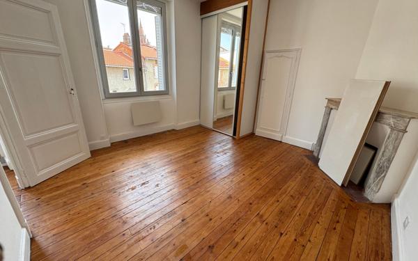 Maison à vendre    5 pièces •  Noé