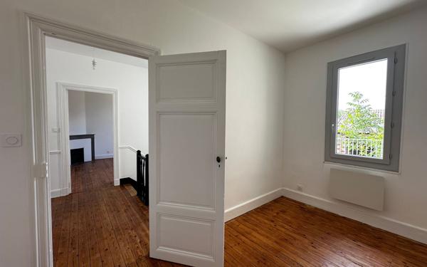 Maison à vendre    5 pièces •  Noé