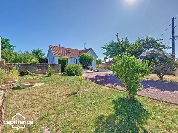 Maison 117 m² (DPE B) – 3 chambres – sous-sol, jardin 802 m², garage – Thouars centre à pied (79100)