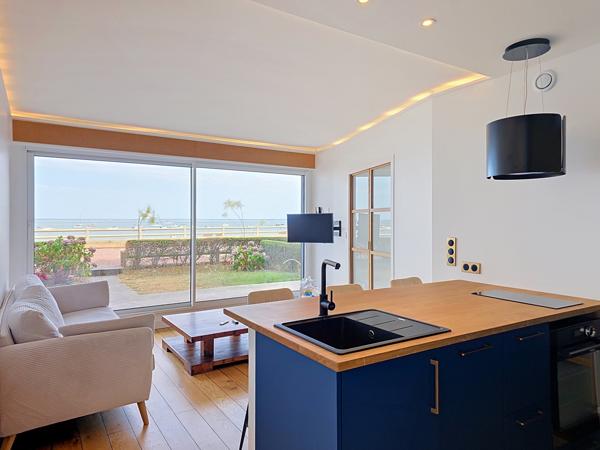 Appartement
         2 pièces
        - 32 m² Exclusivité 470 000 € *