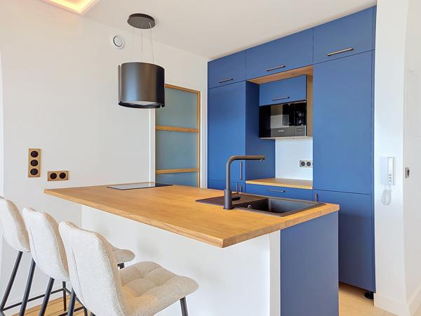 Appartement
         2 pièces
        - 32 m² Exclusivité 470 000 € *