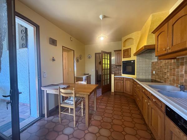 47300 PUJOLS Maison à vendre à Pujols secteur prisé