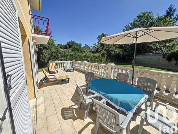 Maison à vendre 10 pièces 281 m² La Trinité-de-Thouberville