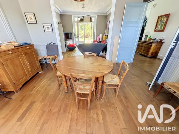 Maison à vendre 7 pièces 263 m² Parthenay